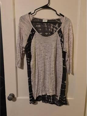 H.I.P. Black and Cream Tie-Dye 3/4 Sleeve Tunic Top